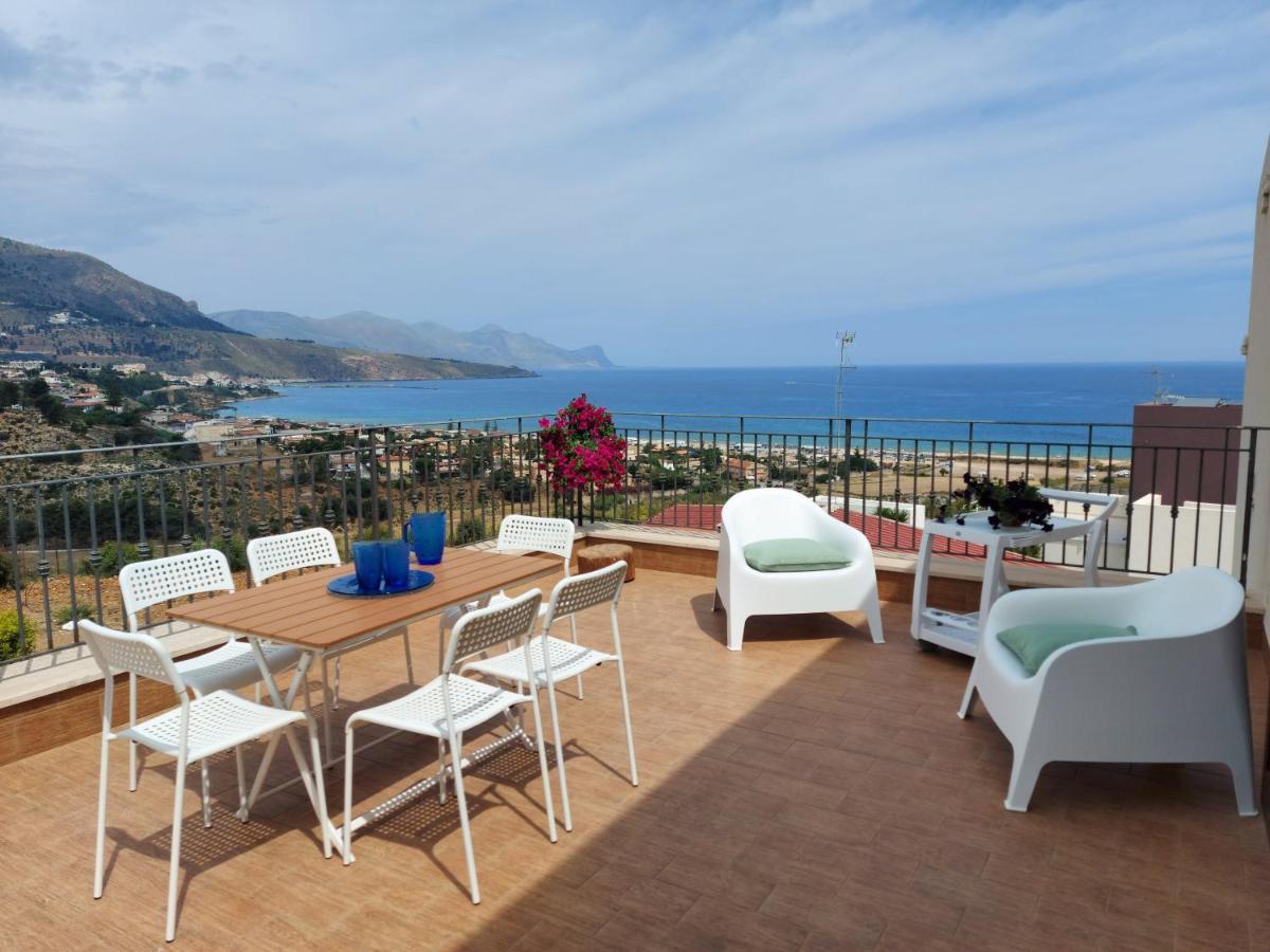 فيلا Terrazza Del Golfo كاستيلاّماري ديل غو المظهر الخارجي الصورة